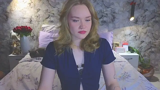 Aurora Golden1 online show from 03-18-26, 01:31