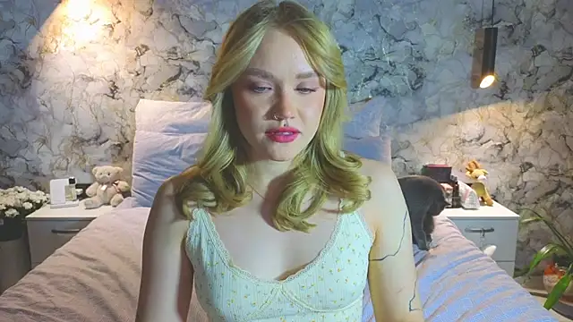 Aurora Golden1 online show from 11-10-25, 05:18