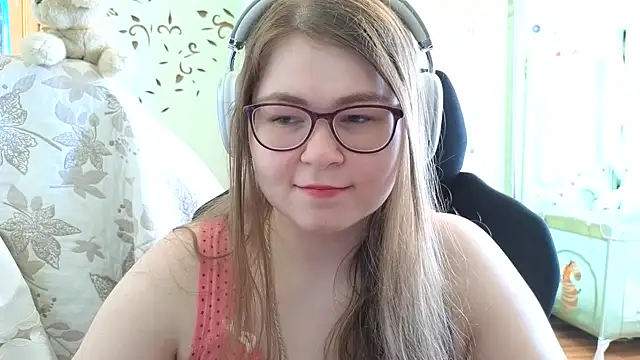 LucyZeph online show from 09-09-25, 11:41