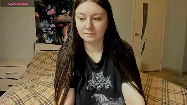 Snapshot of AlisaBacker chatting on 12-21-25, 03:25 AlisaBacker online show from 12-21-25, 03:25