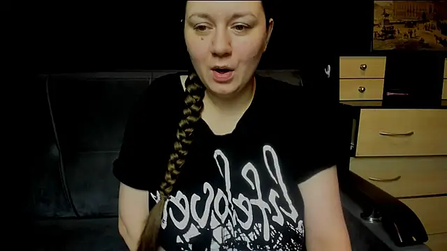 Snapshot of AlisaBacker chatting on 02-03-26, 02:53 AlisaBacker online show from 02-03-26, 02:53