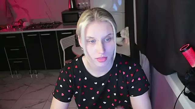 Snapshot of MertyXX chatting on 02-13-26, 10:10 MertyXX online show from 02-13-26, 10:10