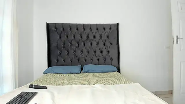 Ass-Queen online show from 10-23-25, 02:38