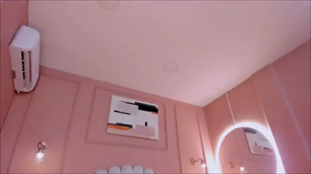 Snapshot of lia_ass_ chatting on 11-25-25, 10:15 lia ass online show from 11-25-25, 10:15