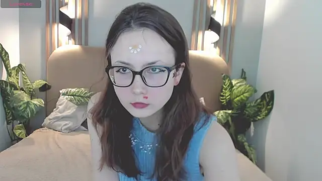 OliviaTurnery online show from 01-14-26, 04:10