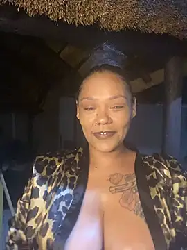 SEXYPRADAxx11 online show from 04-01-26, 08:17