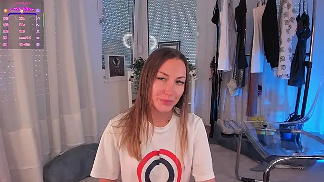 Snapshot of seilyfox chatting on 09-23-25, 07:37 seilyfox online show from 09-23-25, 07:37