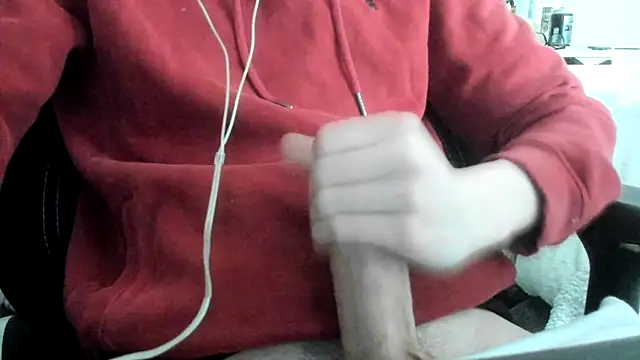 Snapshot of Luceybabb chatting on 02-16-26, 11:53 Luceybabb online show from 02-16-26, 11:53