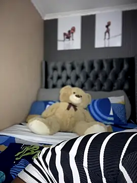 Candy-Heart online show from 10-05-25, 03:30