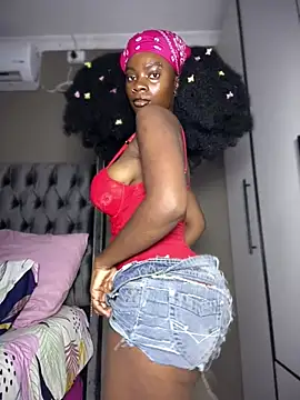 Candy-Heart online show from 02-24-26, 11:55