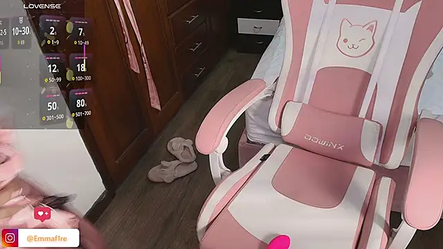 emmars  online show from 10-31-25, 07:10