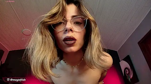 Snapshot of MyMayte chatting on 05-11-26, 04:04 MyMayte online show from 05-11-26, 04:04