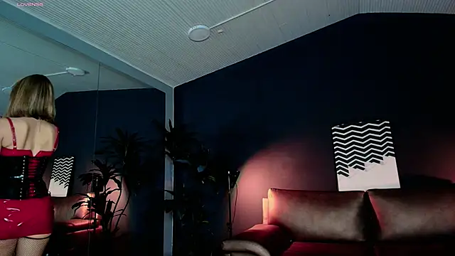 Snapshot of MyMayte chatting on 04-30-26, 01:18 MyMayte online show from 04-30-26, 01:18