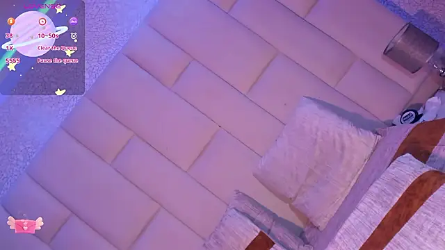 Snapshot of Summer_walkerr chatting on 02-07-26, 01:19 Summer walkerr online show from 02-07-26, 01:19