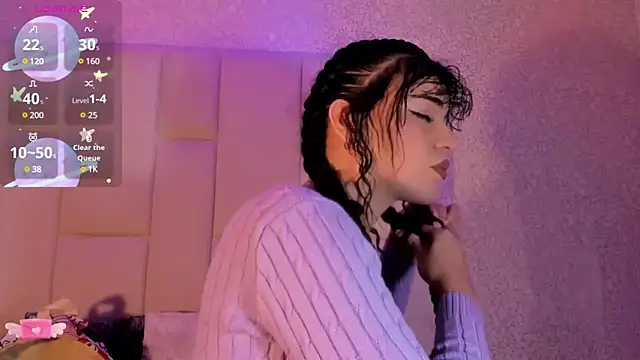 Snapshot of Summer_walkerr chatting on 02-08-25, 12:28 Summer walkerr online show from 02-08-25, 12:28