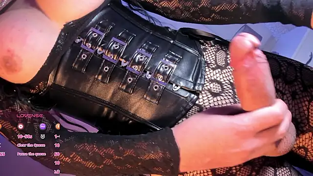 Snapshot of Summer_walkerr chatting on 03-14-26, 12:55 Summer walkerr online show from 03-14-26, 12:55