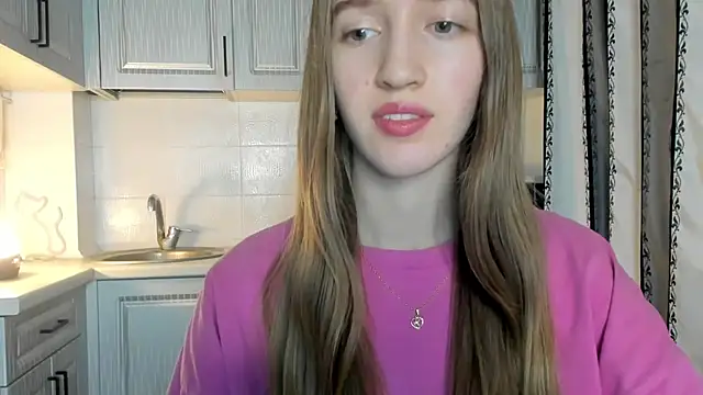 Snapshot of leslie_my_lovee chatting on 11-21-25, 06:29 leslie my lovee online show from 11-21-25, 06:29