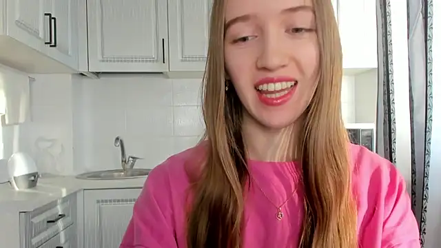 Snapshot of leslie_my_lovee chatting on 11-23-25, 08:13 leslie my lovee online show from 11-23-25, 08:13