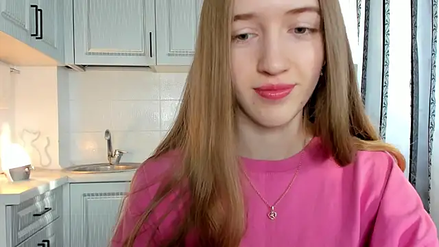 Snapshot of leslie_my_lovee chatting on 11-15-25, 08:07 leslie my lovee online show from 11-15-25, 08:07