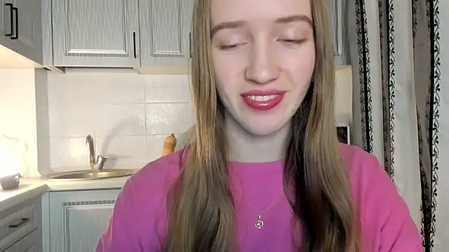 Snapshot of leslie_my_lovee chatting on 12-15-25, 07:20 leslie my lovee online show from 12-15-25, 07:20