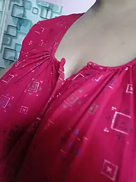 Ivy-09 online show from 04-17-26, 08:17