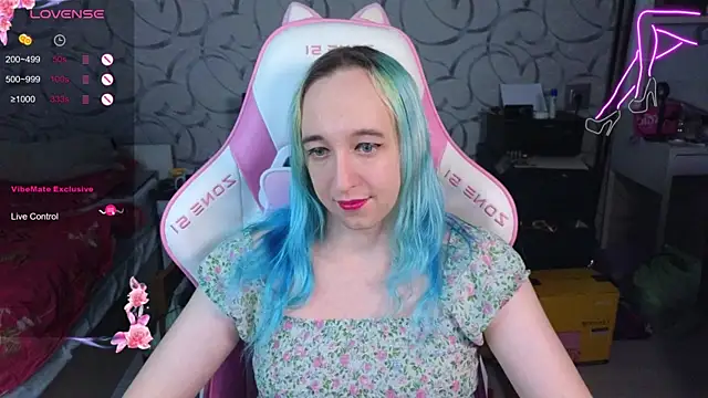 TheTrixy online show from 11-18-25, 07:44