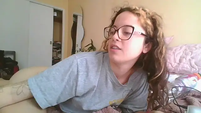 Snapshot of frikigyal chatting on 02-20-25, 01:08 frikigyal online show from 02-20-25, 01:08