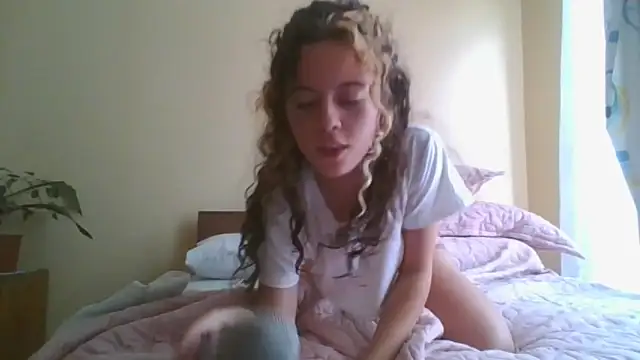 Snapshot of frikigyal chatting on 02-11-25, 12:47 frikigyal online show from 02-11-25, 12:47