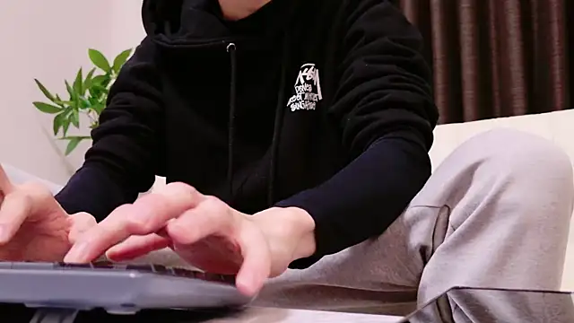 Snapshot of Hanabi-hentai chatting on 12-03-24, 12:13 Hanabi-hentai online show from 12-03-24, 12:13