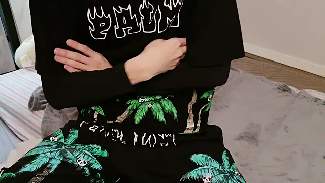 Snapshot of Hanabi-hentai chatting on 03-15-25, 12:25 Hanabi-hentai online show from 03-15-25, 12:25