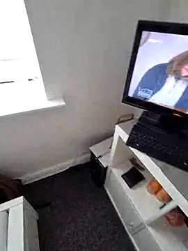 Snapshot of Fara_nume69 chatting on 10-16-25, 11:29 Fara nume69 online show from 10-16-25, 11:29