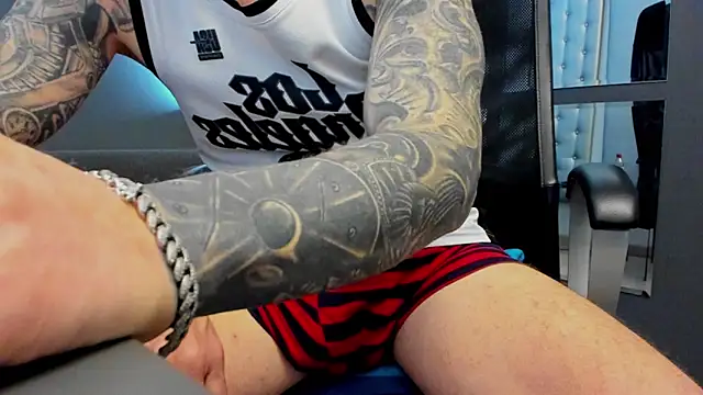 AronGrant online show from 02-15-26, 10:25