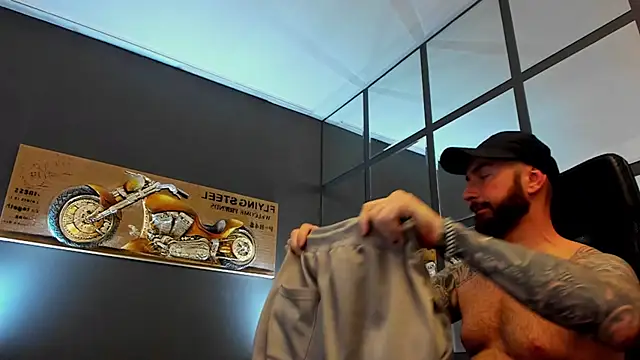 AronGrant online show from 05-11-26, 09:43
