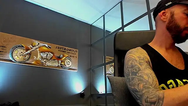 AronGrant online show from 12-22-25, 09:53