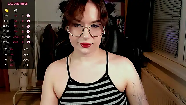 Snapshot of MyNameIsLilith chatting on 03-25-26, 05:01 MyNameIsLilith online show from 03-25-26, 05:01