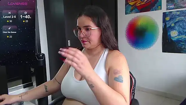 Snapshot of davianath chatting on 02-26-25, 07:53 davianath online show from 02-26-25, 07:53