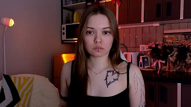 doll lol  online show from 02-25-26, 04:29