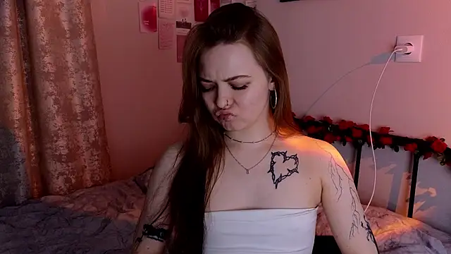 doll lol  online show from 03-18-26, 05:03