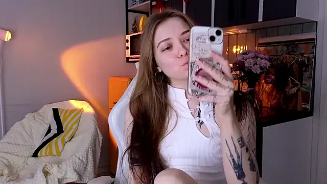 doll lol  online show from 03-12-26, 05:28