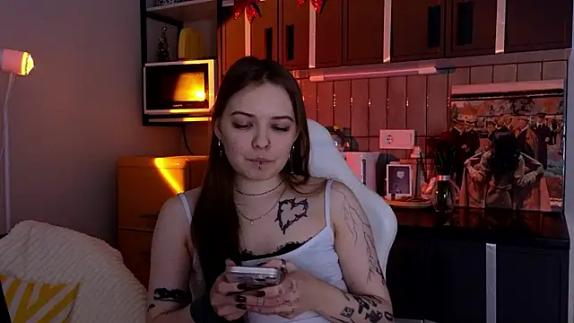 doll lol  online show from 02-17-26, 02:58