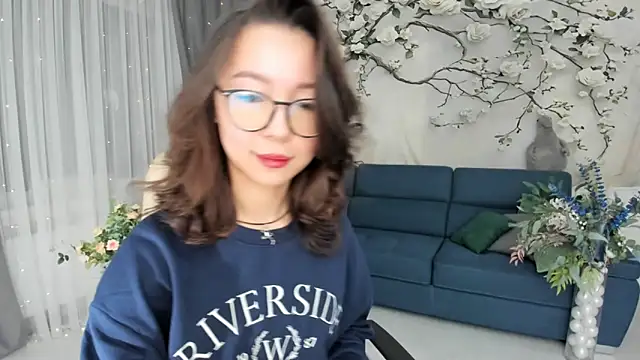 Snapshot of AgnieszkaBanana chatting on 02-10-26, 04:11 AgnieszkaBanana online show from 02-10-26, 04:11