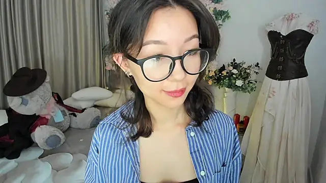 AgnieszkaBanana online show from 11-05-25, 04:04