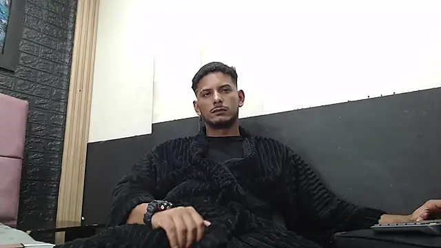 Chris Dick23 online show from 10-11-25, 04:02