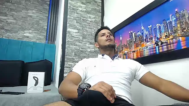 Chris Dick23 online show from 02-11-26, 06:24