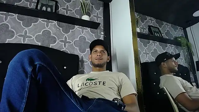 Chris Dick23 online show from 07-15-26, 03:35
