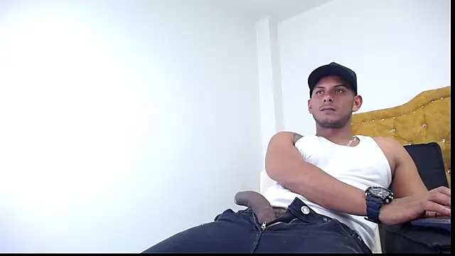 Chris Dick23 online show from 06-07-26, 04:18