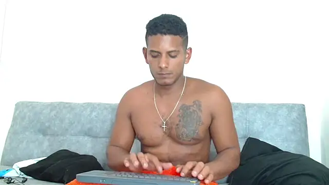 Chris Dick23 online show from 03-03-25, 06:20