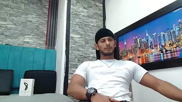 Chris Dick23 online show from 01-14-26, 05:11