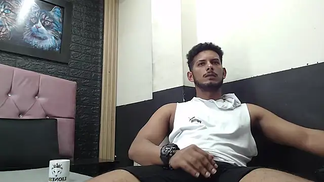 Chris Dick23 online show from 09-11-25, 04:45