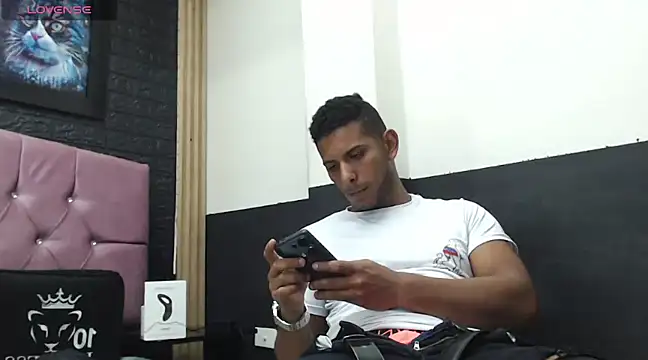 Chris Dick23 online show from 03-07-25, 03:29